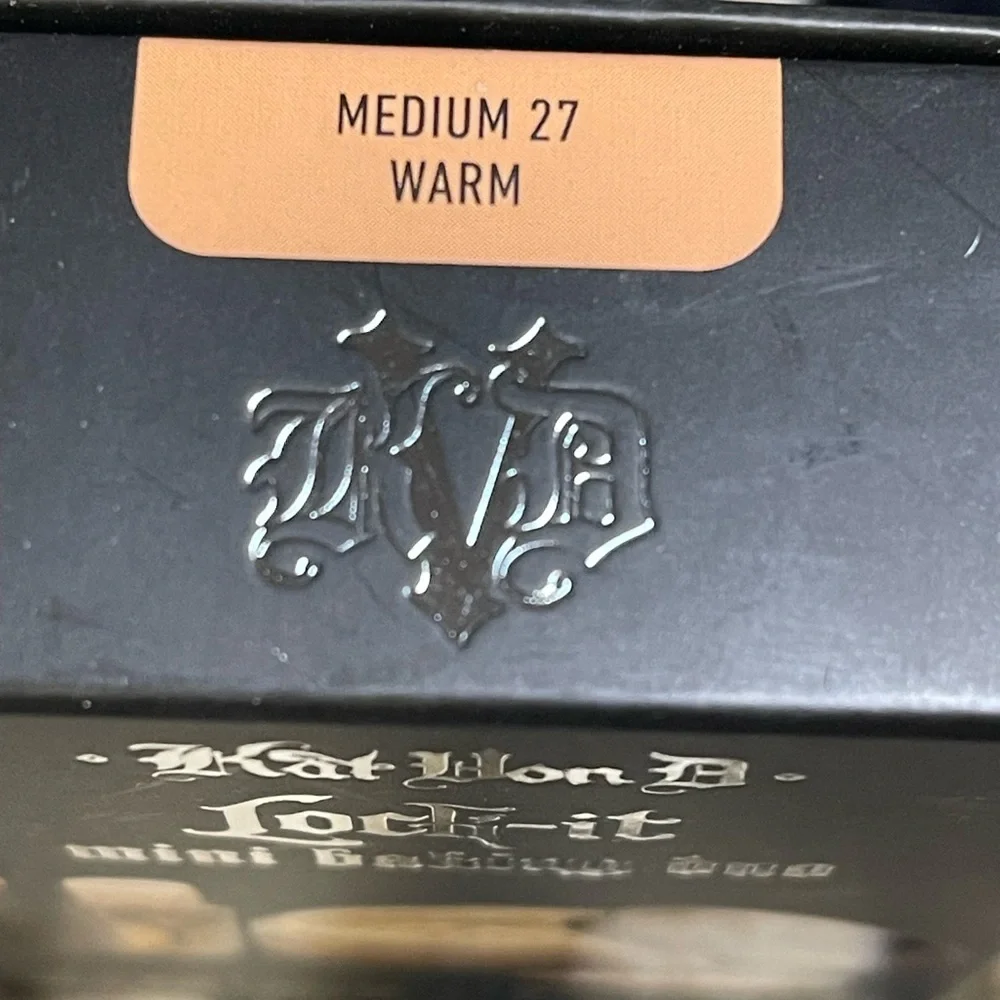 Kat Von D Lock-It Medium 27 Warm Mini Baking Duo